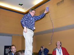 Al Hirsch demonstrates falling beads